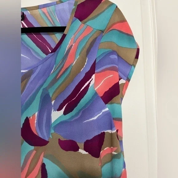 Multicolor Abstract Tunic - Picture 2 of 12